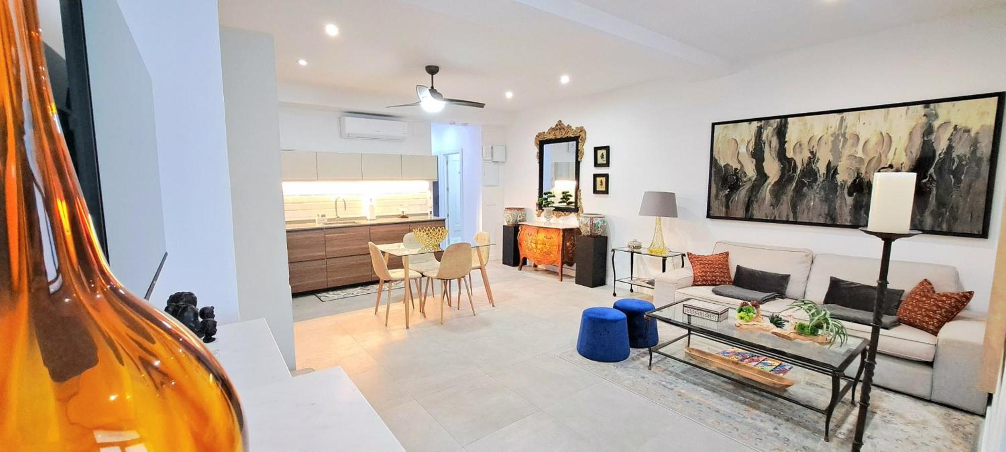 New! Renovated, Centrally Located, Private Entrance, Terrace Apartamento Valência Exterior foto
