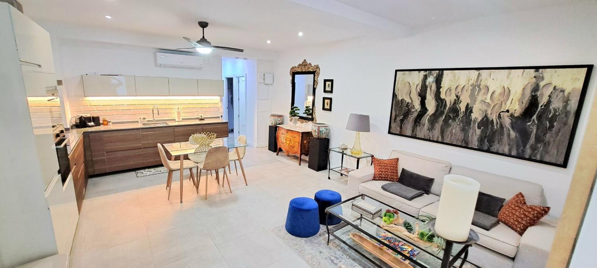 New! Renovated, Centrally Located, Private Entrance, Terrace Apartamento Valência Exterior foto
