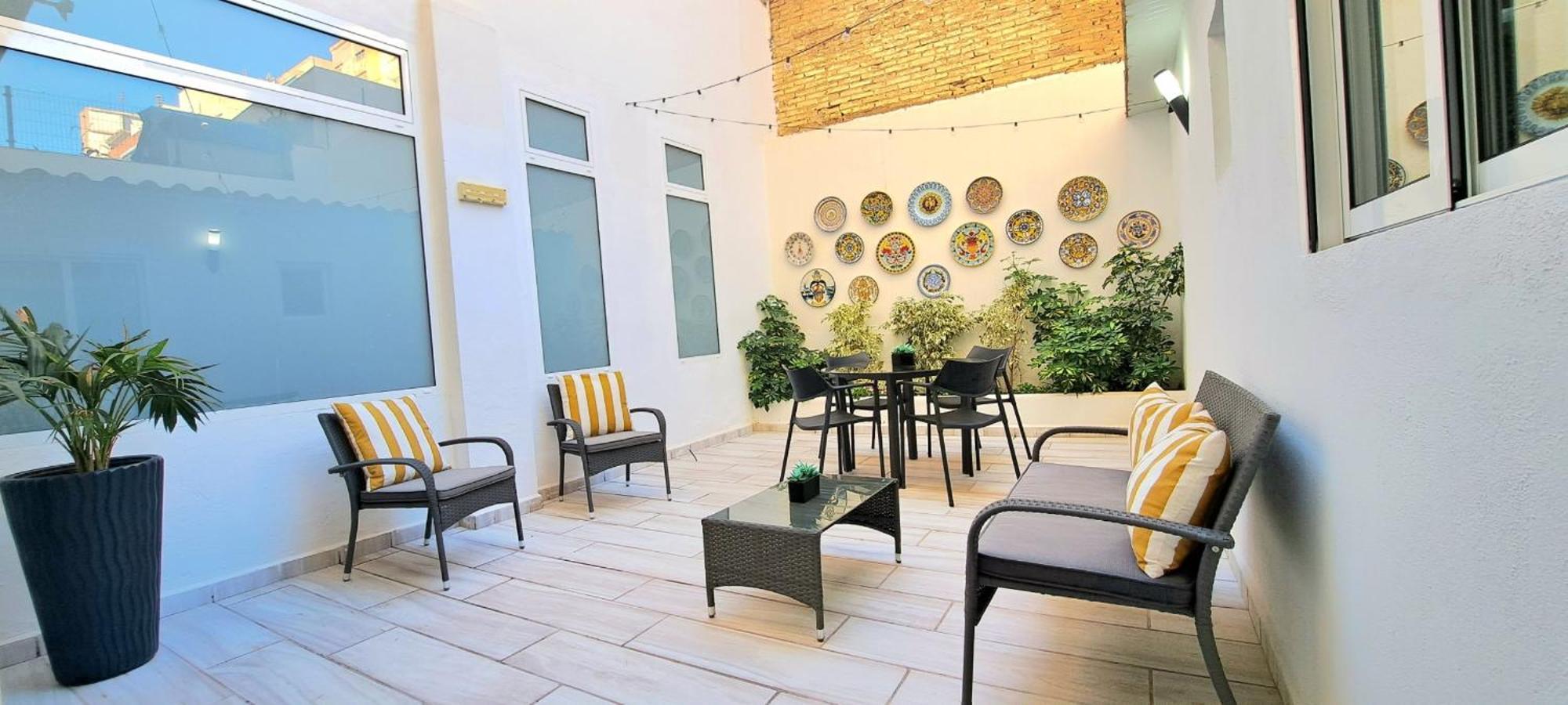 New! Renovated, Centrally Located, Private Entrance, Terrace Apartamento Valência Exterior foto