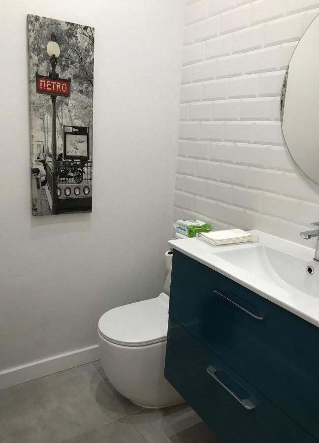 New! Renovated, Centrally Located, Private Entrance, Terrace Apartamento Valência Exterior foto